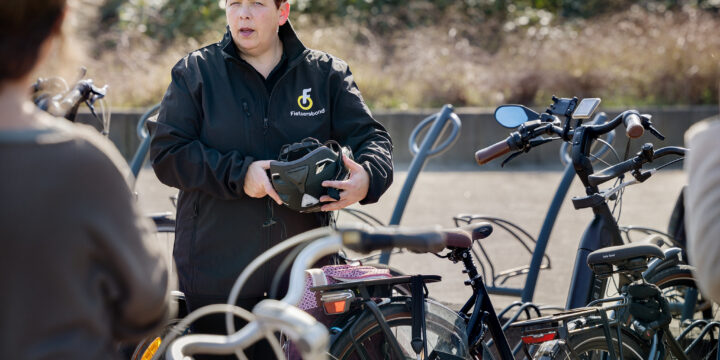 Help een Hagenaar op weg, word fietscoach!