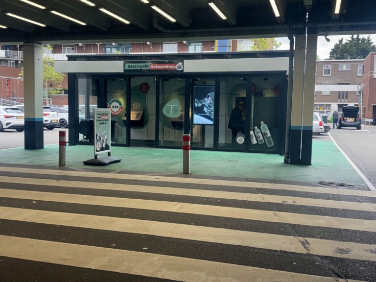 XXL statiegeldpunt geopend bij AH XL
